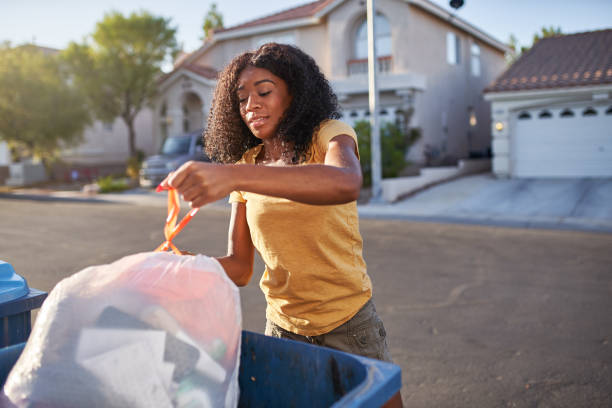 Best Commercial Cleanout Services  in Laware City, DE